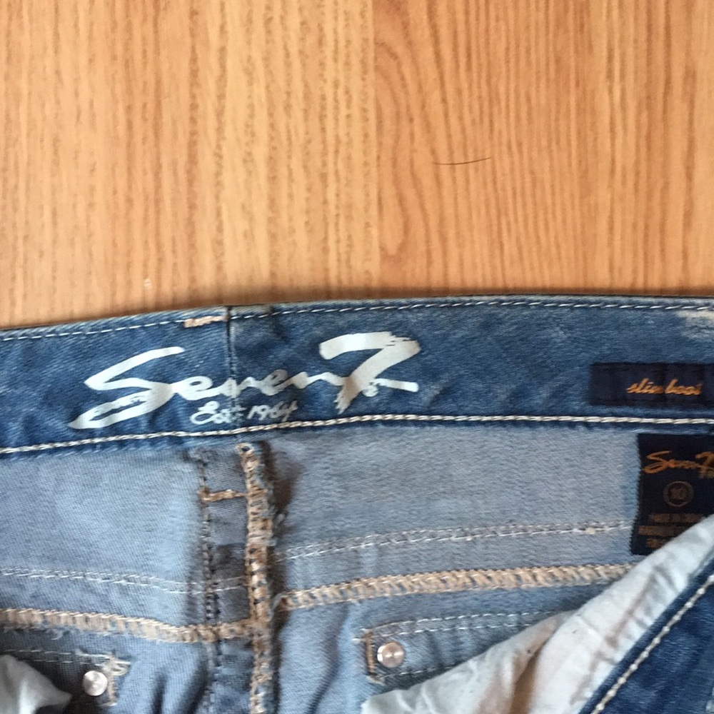 Jeans - Picture 3 of 6